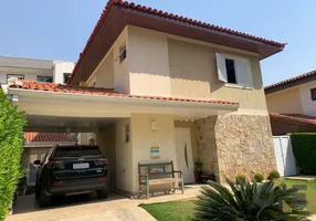 Foto 1 de Casa de Condomínio com 3 Quartos à venda, 230m² em Granja Viana, Cotia