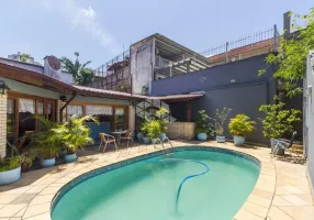 Foto 1 de Casa com 3 Quartos à venda, 381m² em Boa Vista, Porto Alegre