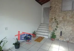 Foto 1 de Casa com 2 Quartos à venda, 95m² em Bela Vista, Osasco