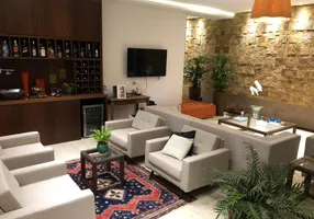 Foto 1 de Casa de Condomínio com 4 Quartos para alugar, 400m² em Centro Comercial Jubran, Barueri