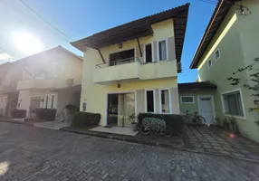 Foto 1 de Casa com 4 Quartos à venda, 150m² em Buraquinho, Lauro de Freitas