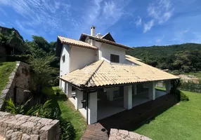 Foto 1 de Casa de Condomínio com 5 Quartos à venda, 230m² em Rio Tavares, Florianópolis