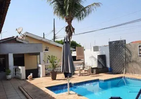 Foto 1 de Casa com 3 Quartos à venda, 330m² em Vila Santa Luzia, Bauru