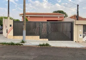 Foto 1 de Casa com 3 Quartos à venda, 192m² em Jardim Quitandinha, Araraquara