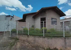 Foto 1 de Casa com 3 Quartos à venda, 64m² em Caio Junqueira, Poços de Caldas