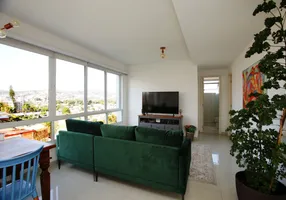 Foto 1 de Apartamento com 2 Quartos à venda, 66m² em Jardim Botânico, Porto Alegre