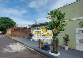 Foto 1 de Casa com 5 Quartos à venda, 177m² em Leblon, Uberaba