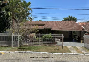 Foto 1 de Casa de Condomínio com 5 Quartos à venda, 220m² em Pendotiba, Niterói