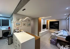 Foto 1 de Apartamento com 3 Quartos à venda, 80m² em Vila Canero, São Paulo