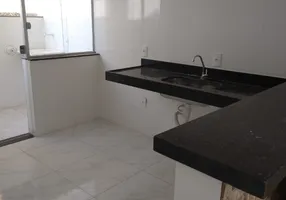 Foto 1 de Apartamento com 2 Quartos à venda, 44m² em São Pedro, Esmeraldas