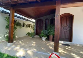 Foto 1 de Casa com 5 Quartos à venda, 228m² em Mata da Praia, Vitória