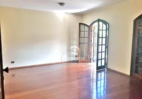 Foto 1 de Casa com 2 Quartos à venda, 227m² em Campestre, Santo André