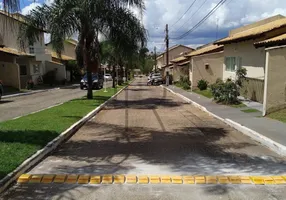 Foto 1 de Casa de Condomínio com 3 Quartos à venda, 180m² em Vila Santos Dumont, Aparecida de Goiânia