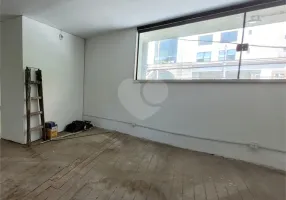 Foto 1 de Ponto Comercial para alugar, 200m² em Jardim Paulista, São Paulo