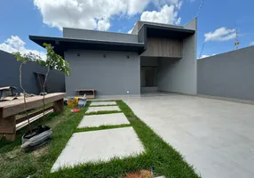Foto 1 de Casa com 3 Quartos à venda, 125m² em Caiçara, Campo Grande