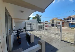 Foto 1 de Casa de Condomínio com 2 Quartos à venda, 60m² em Portinho, Cabo Frio