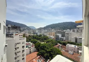 Foto 1 de Apartamento com 4 Quartos para alugar, 118m² em Copacabana, Rio de Janeiro