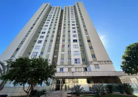Foto 1 de Apartamento com 3 Quartos para alugar, 58m² em Champagnat, Londrina