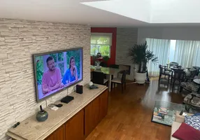 Foto 1 de Casa de Condomínio com 3 Quartos à venda, 230m² em Cidade Jardim, São Paulo
