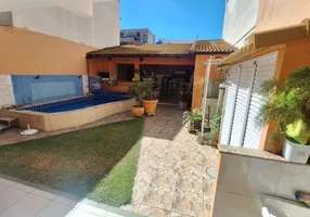 Foto 1 de Casa com 3 Quartos à venda, 214m² em Vila da Penha, Rio de Janeiro
