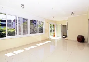 Foto 1 de Apartamento com 4 Quartos para alugar, 253m² em Partenon, Porto Alegre
