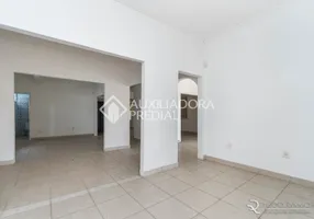 Foto 1 de Casa com 1 Quarto à venda, 370m² em Floresta, Porto Alegre