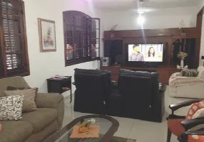 Foto 1 de Casa com 4 Quartos para alugar, 300m² em Pechincha, Rio de Janeiro