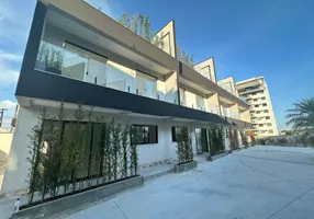 Foto 1 de Casa de Condomínio com 4 Quartos à venda, 200m² em Jardim Vinte e Cinco de Agosto, Duque de Caxias