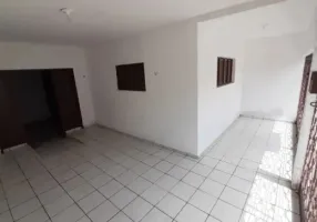 Foto 1 de Casa com 2 Quartos à venda, 100m² em Calcada, Salvador