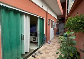 Foto 1 de Casa com 4 Quartos à venda, 150m² em Melvi, Praia Grande