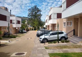 Foto 1 de Casa de Condomínio com 3 Quartos para venda ou aluguel, 195m² em Alto Petrópolis, Porto Alegre