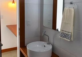 Imóvel Comercial com 6 Quartos à venda, 200m² em Centro, Guarapari - imagem 1 Foto 1 de Imóvel Comercial com 6 Quartos à venda, 200m² em Centro, Guarapari
