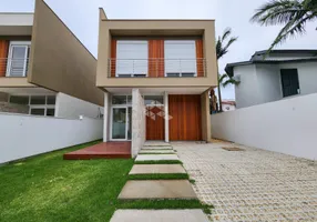 Foto 1 de Casa com 3 Quartos à venda, 196m² em Lagoa da Conceição, Florianópolis