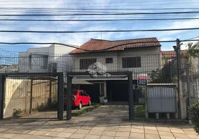 Foto 1 de Casa com 6 Quartos à venda, 459m² em Jardim São Pedro, Porto Alegre