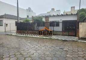 Foto 1 de Casa com 3 Quartos para alugar, 200m² em Centro, Itajaí