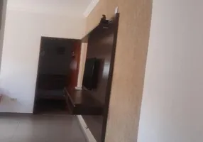 Foto 1 de Casa com 4 Quartos à venda, 125m² em Jardim Angela Maria, Carapicuíba