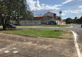 Foto 1 de Lote/Terreno com 1 Quarto à venda, 300m² em Taguatinga Sul, Taguatinga