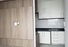 Foto 1 de Apartamento com 1 Quarto à venda, 40m² em Parque Vitória, São Paulo