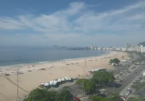 Foto 1 de Apartamento com 2 Quartos à venda, 201m² em Copacabana, Rio de Janeiro