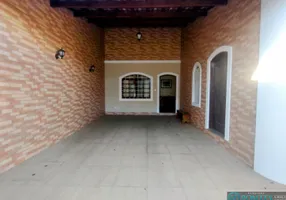 Foto 1 de Casa com 3 Quartos para alugar, 89m² em Jardim Ribamar, Peruíbe