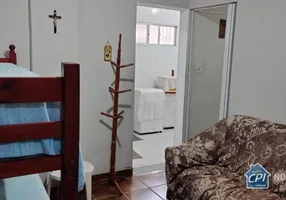 Foto 1 de Kitnet com 1 Quarto à venda, 32m² em Vila Guilhermina, Praia Grande