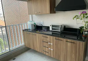 Foto 1 de Apartamento com 3 Quartos à venda, 75m² em Vila Sônia, São Paulo