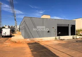 Foto 1 de Casa com 2 Quartos à venda, 60m² em Jardim Europa, Uberlândia