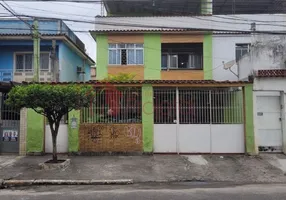 Foto 1 de Casa com 5 Quartos à venda, 250m² em Areia Branca, Belford Roxo