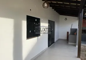 Foto 1 de Casa com 3 Quartos à venda, 250m² em Alto Umuarama, Uberlândia