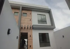 Foto 1 de Casa com 3 Quartos à venda, 80m² em Lagoa, Macaé