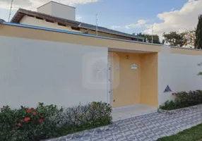 Foto 1 de Casa com 3 Quartos à venda, 168m² em Jardim Inconfidência, Uberlândia