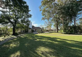 Foto 1 de Fazenda/Sítio com 3 Quartos à venda, 434m² em Granja Viana, Carapicuíba