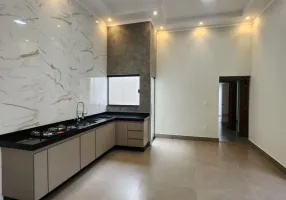 Foto 1 de Casa com 3 Quartos à venda, 101m² em Jardim Ângela Rosa, Franca