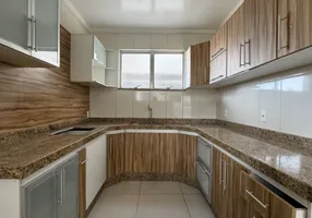 Foto 1 de Apartamento com 3 Quartos à venda, 163m² em Pontilhao, Barbacena